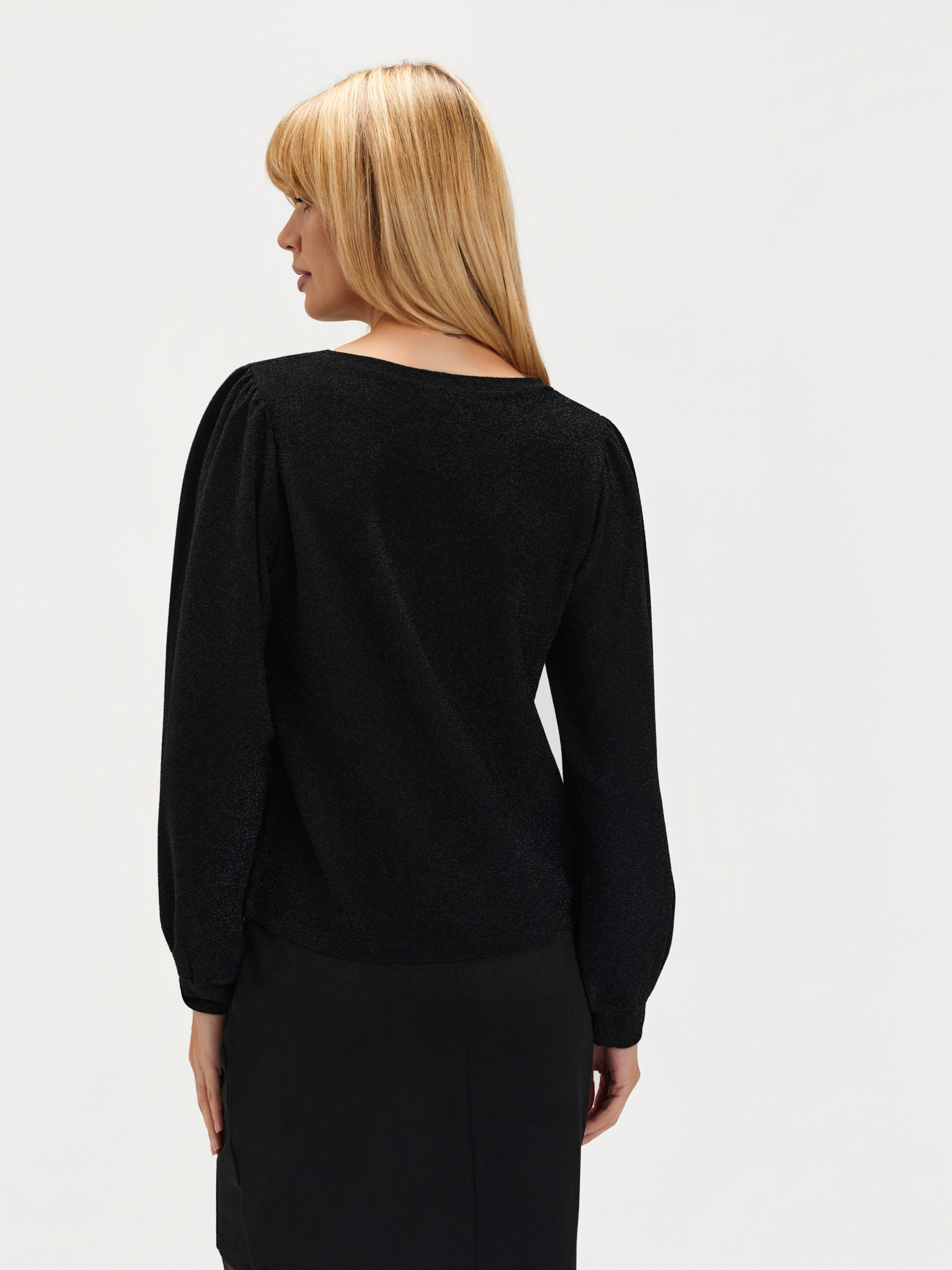 Błyszcząca czarna bluza 