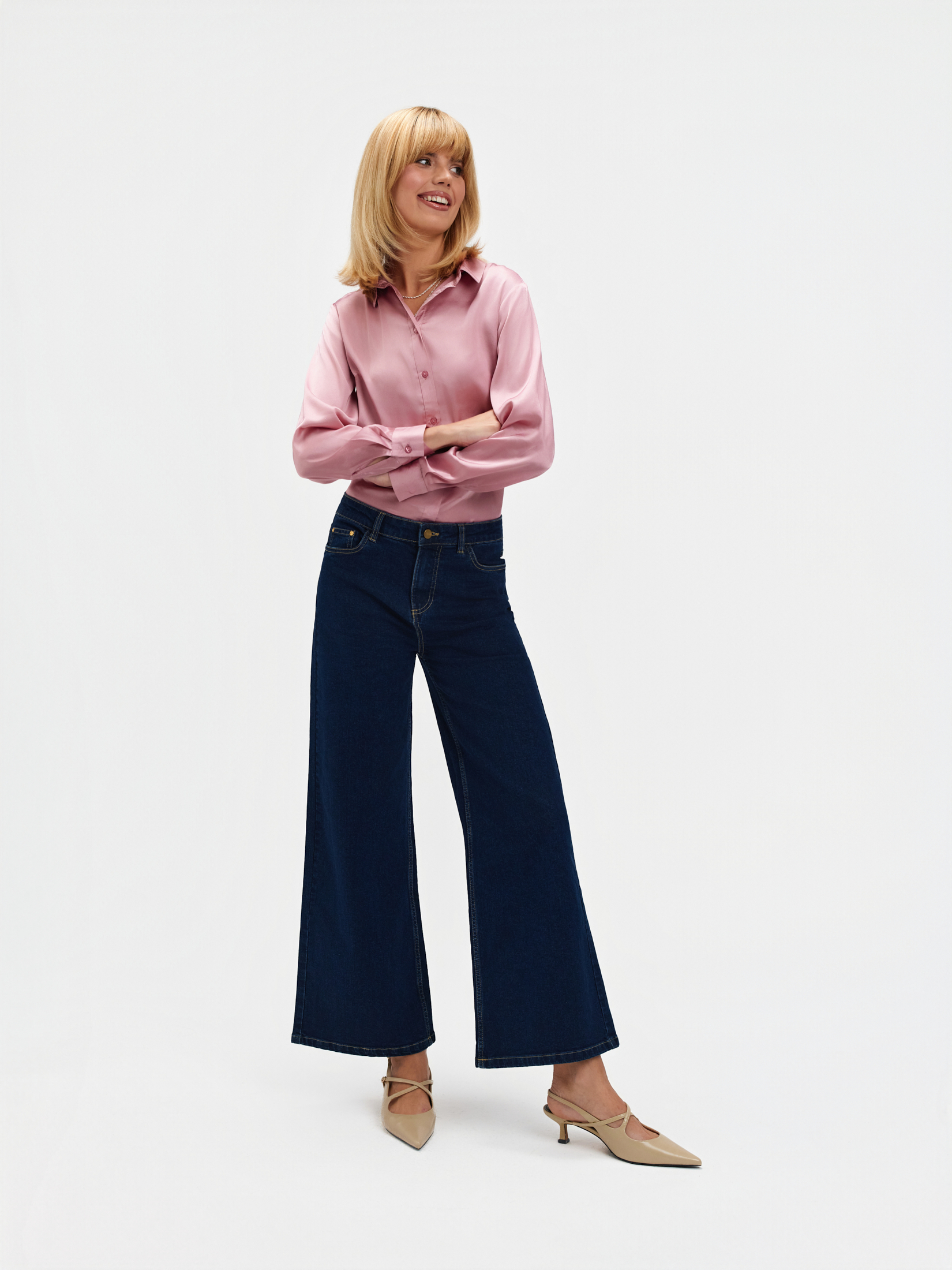 Granatowe jeansy flare  Granatowe jeansy flare