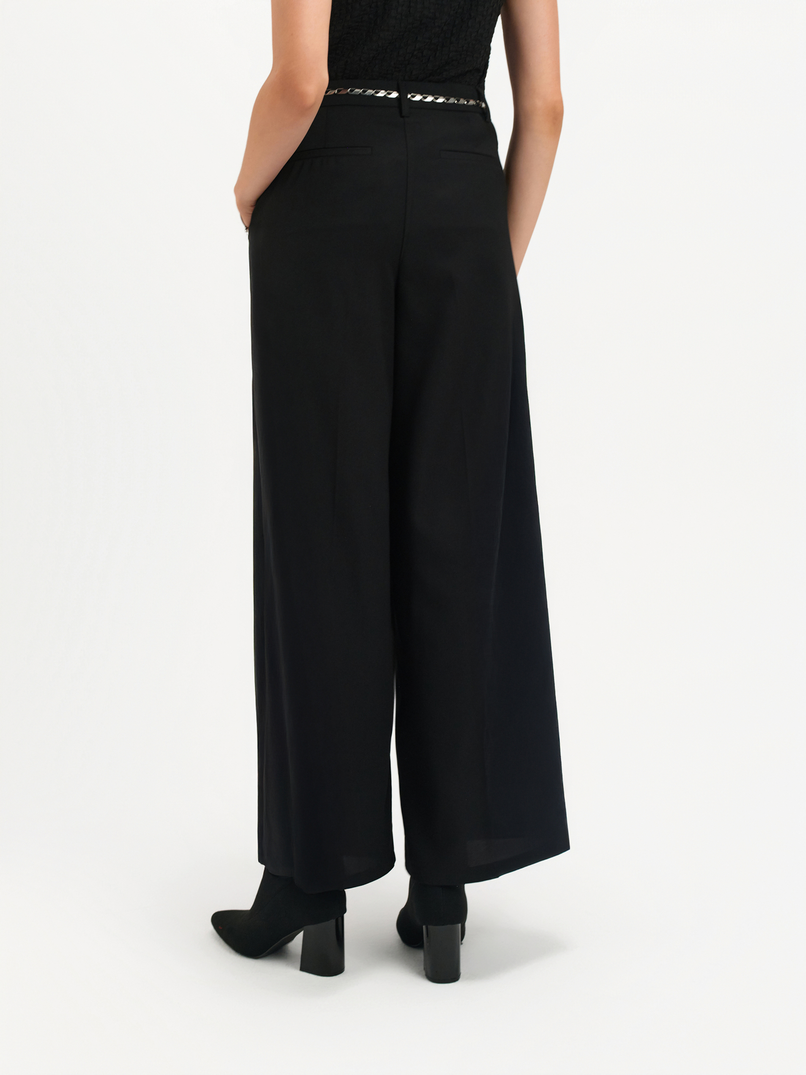 Czarne spodnie wide leg 