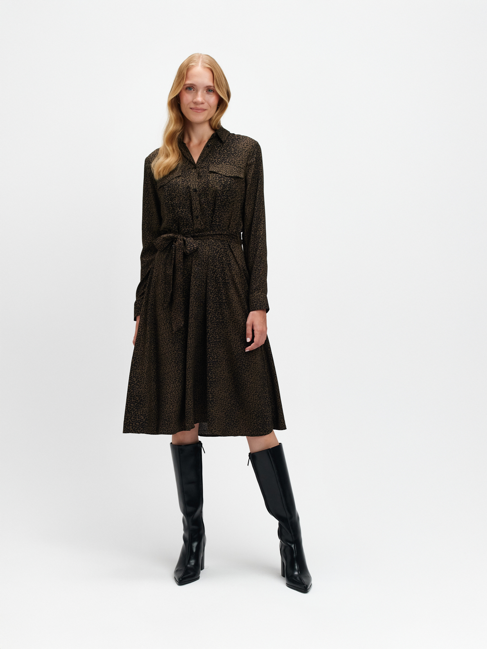 Szmizjerka z printem w panterkę 