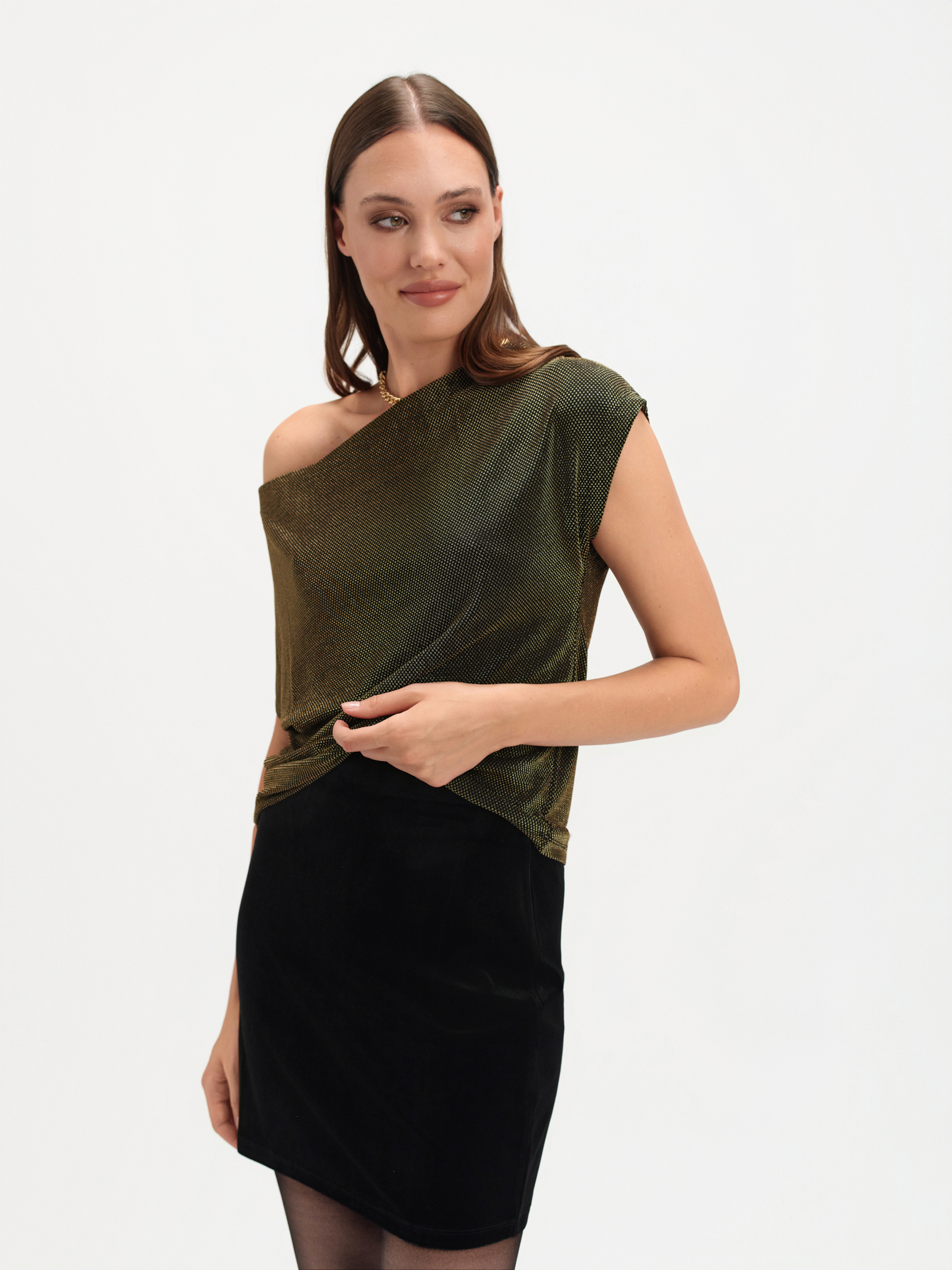 Top z marszczonym dekoltem 